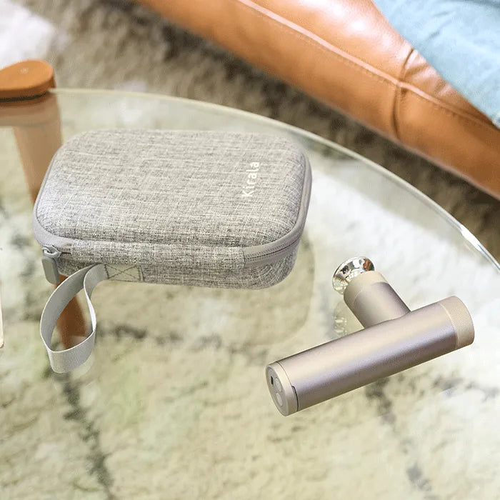 持ち運びに便利な保存ケース付き