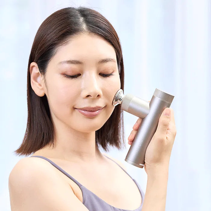 胸やお尻、太ももの大きな筋肉をほぐすにに適し、全身に使いやすい万能タイプです。